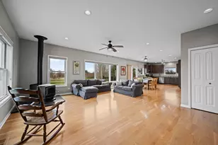 9119 Riley Rd, Marengo, IL 60152 - Photo 8