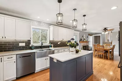 701 Woodland Lane, Marengo, IL 60152 - Photo 6