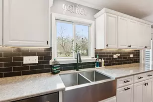 701 Woodland Ln, Marengo, IL 60152 - Photo 8