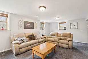 701 Woodland Ln, Marengo, IL 60152 - Photo 16