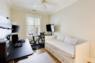 1701 N Crilly Ct, Chicago, IL 60614 - Photo 10