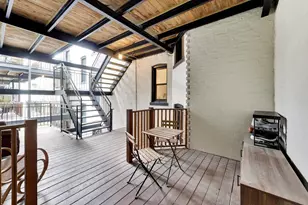 1701 N Crilly Ct, Chicago, IL 60614 - Photo 14