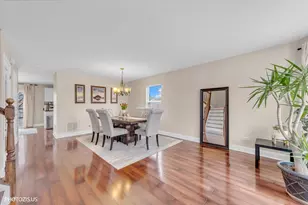 92 Kenilworth Ct, Romeoville, IL 60446 - Photo 6