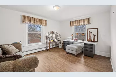 9 Center Road, Streamwood, IL 60107 - Photo 16