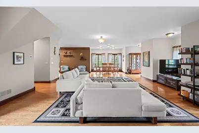 27147 N Chevy Chase Road, Mundelein, IL 60060 - Photo 30