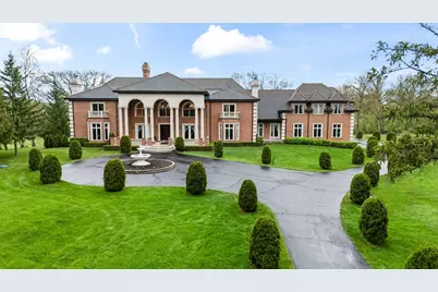 27147 N Chevy Chase Road, Mundelein, IL 60060 - Photo 1