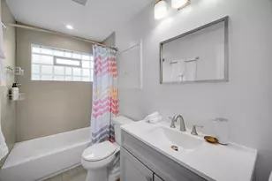 300 Voltz Rd, Northbrook, IL 60062 - Photo 14