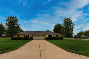 2547 N 4645th Rd, Somonauk, IL 60552 - Photo 2