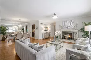 15252 Waterman Dr, South Holland, IL 60473 - Photo 2