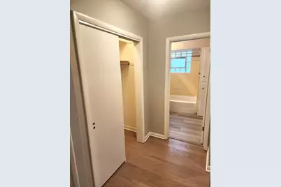 5910 W Gunnison Street #1R, Chicago, IL 60630 - Photo 10