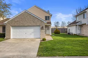 2918 Sierra Dr, Champaign, IL 61822 - Photo 2