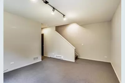 2233 W Medill Avenue #D, Chicago, IL 60647 - Photo 18