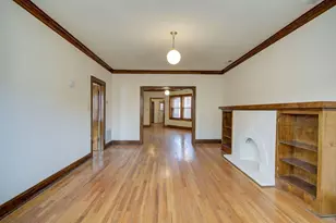 2704 N Mildred Ave, Chicago, IL 60614 - Photo 4