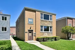 5036 Crain St, Skokie, IL 60077 - Photo 2