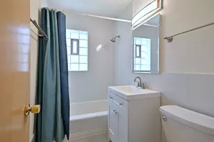 5036 Crain St, Skokie, IL 60077 - Photo 18