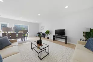 593 Bristol Ln, Elk Grove Village, IL 60007 - Photo 10