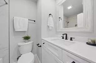 593 Bristol Ln, Elk Grove Village, IL 60007 - Photo 18