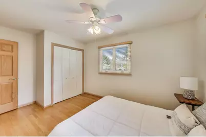 111 S Brighton Place, Arlington Heights, IL 60004 - Photo 16