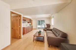 111 S Brighton Pl, Arlington Heights, IL 60004 - Photo 22