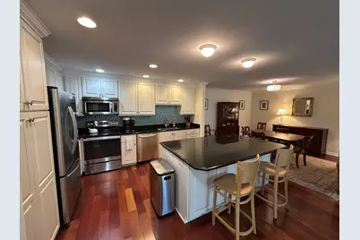 2 Oak Brook Club Drive #B111, Oak Brook, IL 60523 - Photo 8