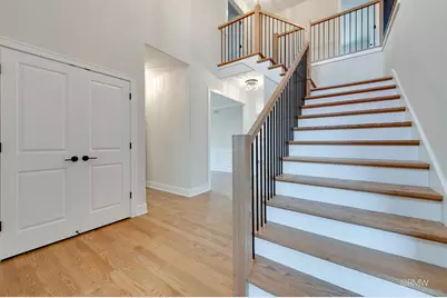 25W275 Doris Avenue, Carol Stream, IL 60188 - Photo 8