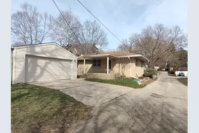 116 N Vale Avenue, Rockford, IL 61107 - Photo 8