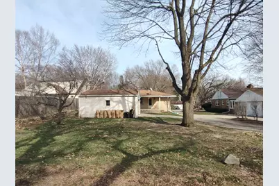 116 N Vale Avenue, Rockford, IL 61107 - Photo 12