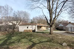 116 N Vale Ave, Rockford, IL 61107 - Photo 12