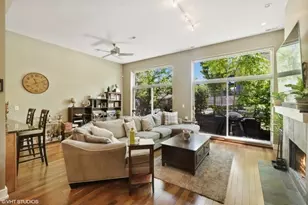 902 N Elston Ave, Chicago, IL 60642 - Photo 2