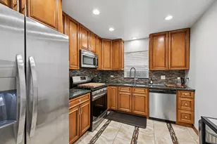 [Address not provided], Chicago, IL 60625 - Photo 8