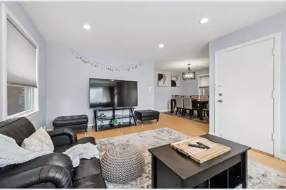 [Address not provided], Chicago, IL 60625 - Photo 4