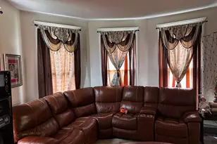 482 S Float Ave, Freeport, IL 61032 - Photo 4