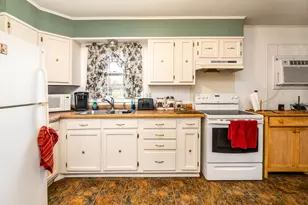 306 N White Street N, Creal Springs, IL 62922 - Photo 8