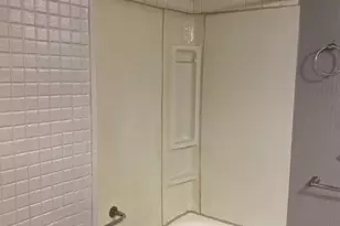 10214 S State St, Chicago, IL 60628 - Photo 6