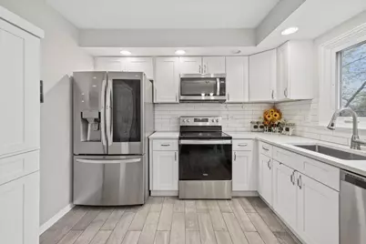 10344 S Pulaski Road #304, Oak Lawn, IL 60453 - Photo 6