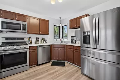 81 Washington Avenue, Streamwood, IL 60107 - Photo 10