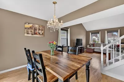 81 Washington Avenue, Streamwood, IL 60107 - Photo 8