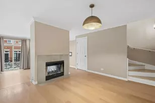 1522 S Prairie Ave, Chicago, IL 60605 - Photo 2