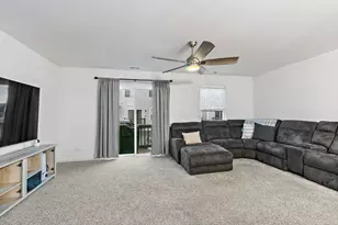 2563 Bella Dr, Pingree Grove, IL 60140 - Photo 12