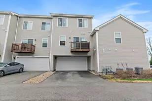 2563 Bella Dr, Pingree Grove, IL 60140 - Photo 26