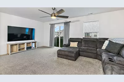 2563 Bella Drive, Pingree Grove, IL 60140 - Photo 10