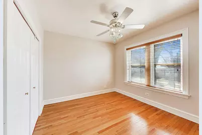 1734 W Foster Avenue #1, Chicago, IL 60640 - Photo 6