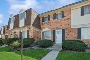 2033 Lioncrest Dr, Richton Park, IL 60471 - Photo 1