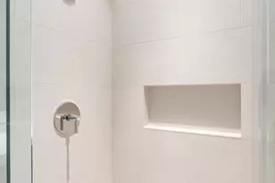 118 E Erie St, Chicago, IL 60611 - Photo 26