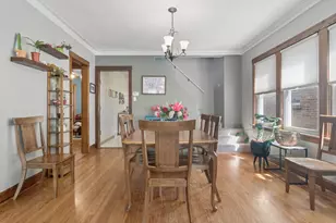 4848 W Grace St, Chicago, IL 60641 - Photo 2