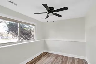 [Address not provided], Hoffman Estates, IL 60169 - Photo 32