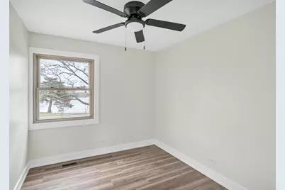 [Address not provided], Hoffman Estates, IL 60169 - Photo 24