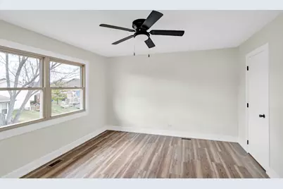 [Address not provided], Hoffman Estates, IL 60169 - Photo 20