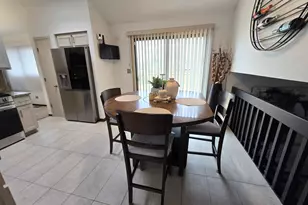 22709 Jamie Ct, Richton Park, IL 60471 - Photo 12