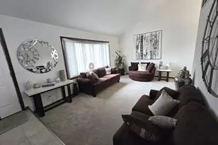 22709 Jamie Ct, Richton Park, IL 60471 - Photo 10